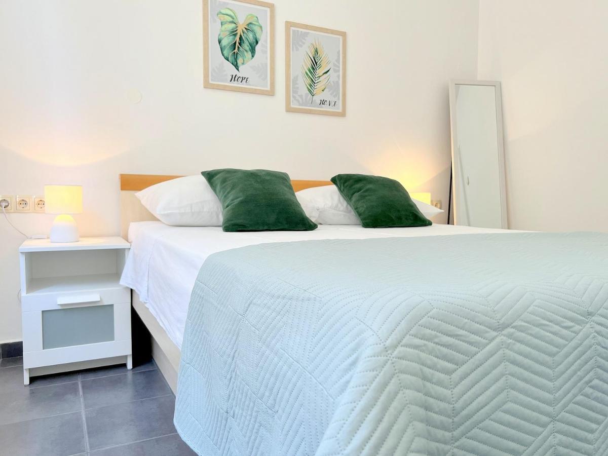 Rab City Apartment Greeny ラブ エクステリア 写真