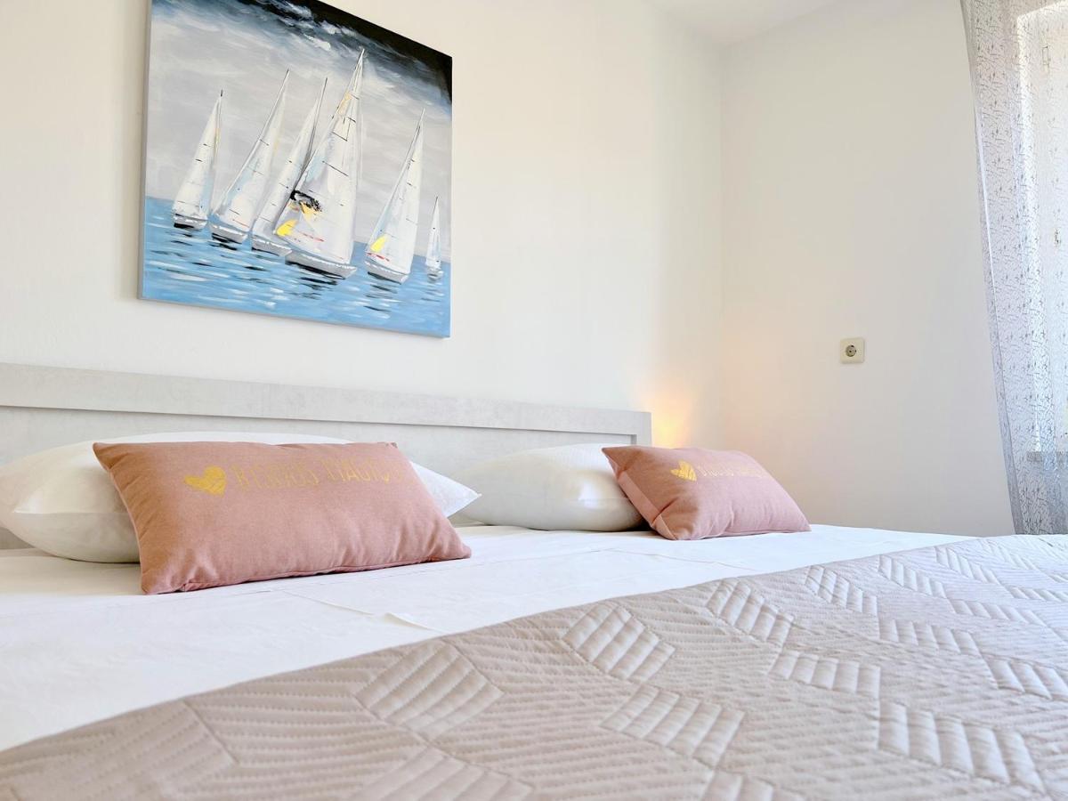 Rab City Apartment Greeny ラブ エクステリア 写真
