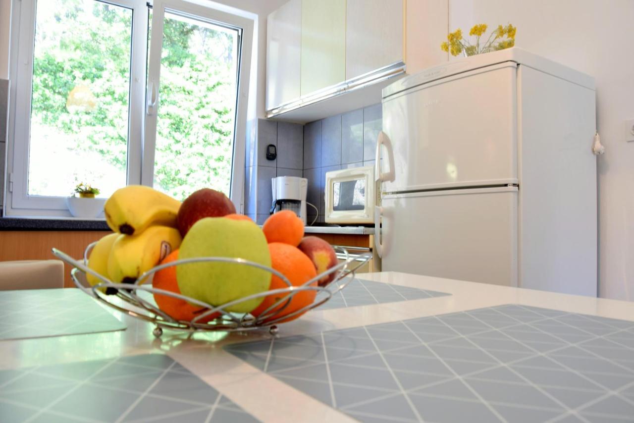 Rab City Apartment Greeny ラブ エクステリア 写真