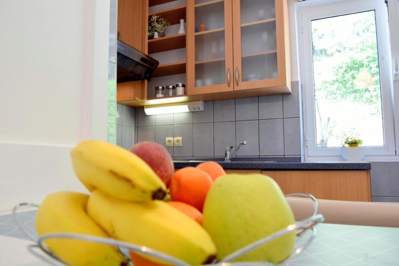 Rab City Apartment Greeny ラブ エクステリア 写真
