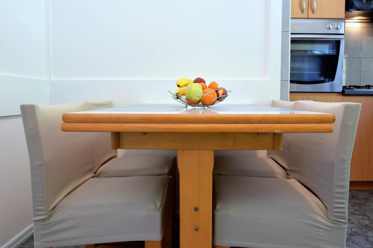 Rab City Apartment Greeny ラブ エクステリア 写真